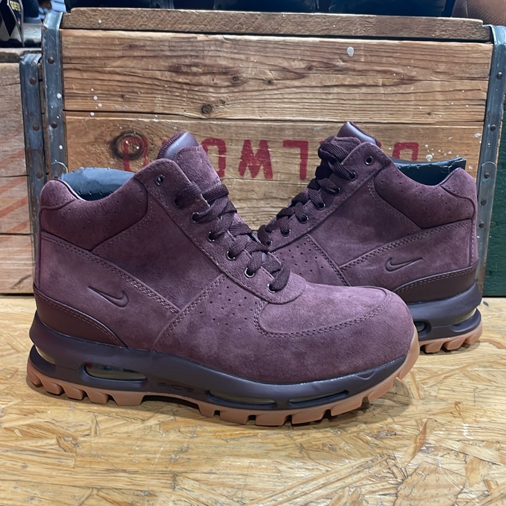 Brand new in box Nike ACG Air Max Goadome in suede deep burgundy with gum sole.